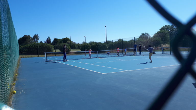 14 juin : initiation au tennis avec les CP